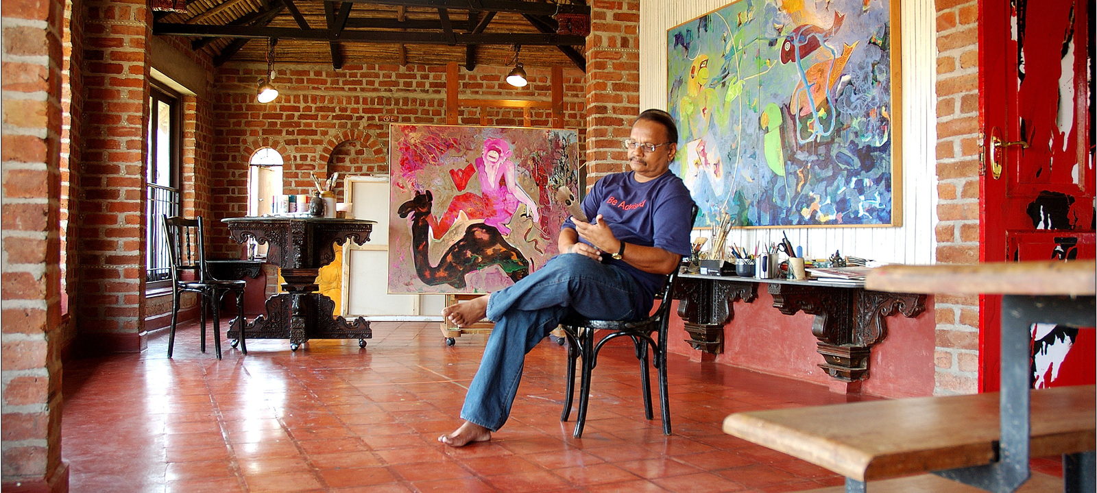 Deepak Shinde in his studio